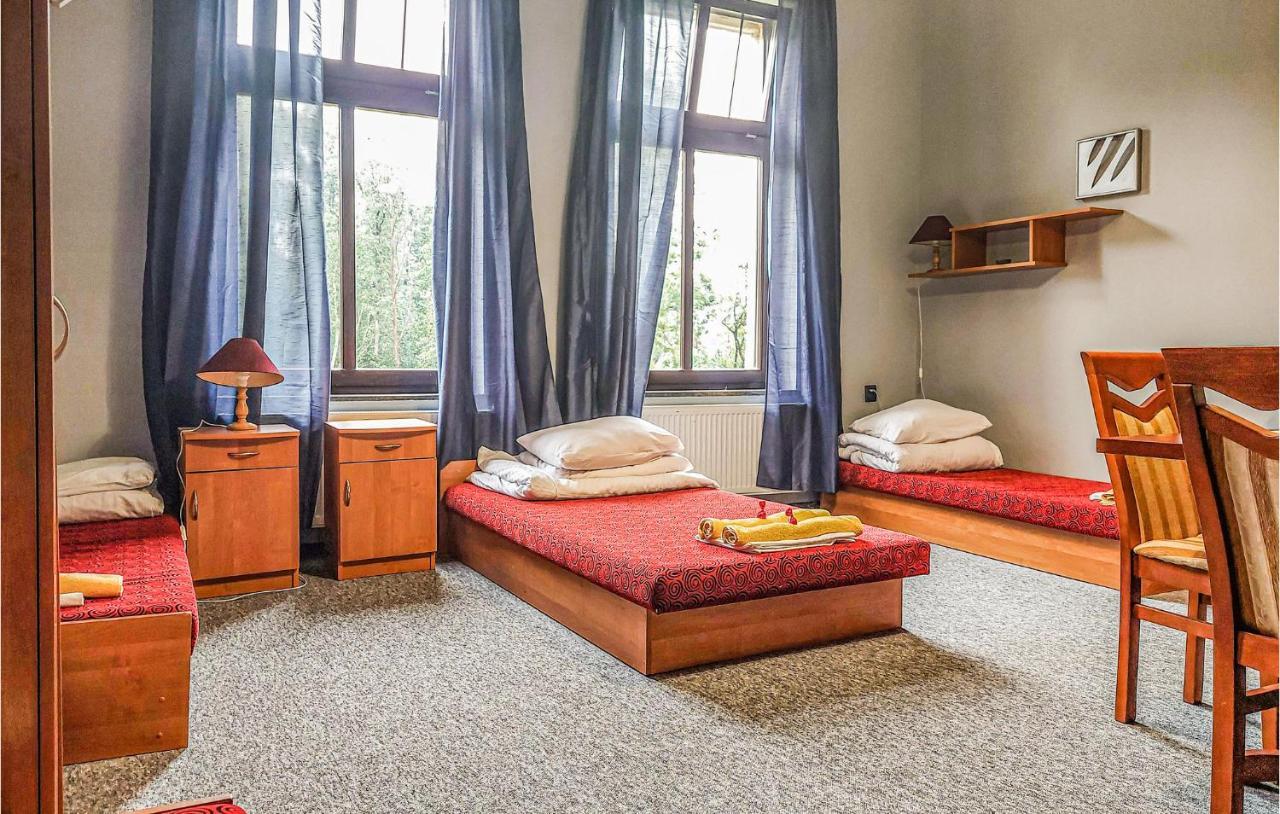Cozy Home In Raciaski Mlyn With Kitchen Raciaz Buitenkant foto
